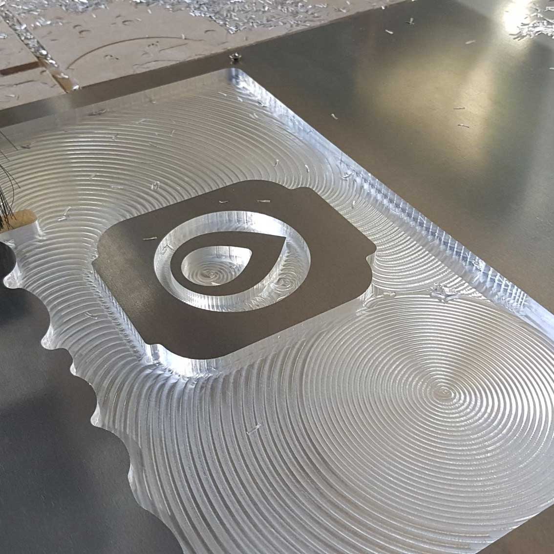 Logo voor aan de muur