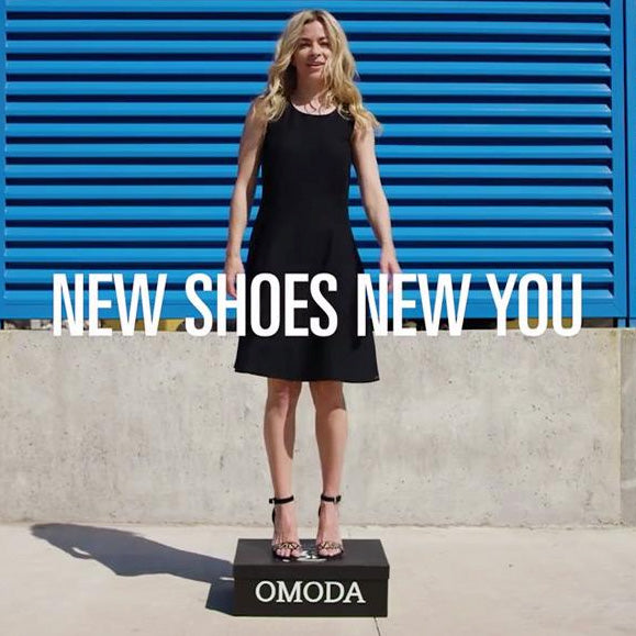 Doos van hout met logo voor rtv productie